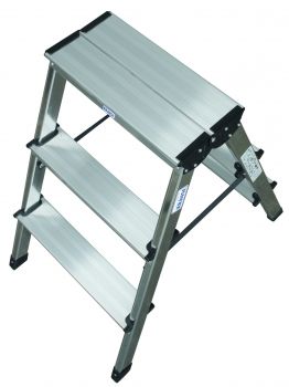 DOPPLO Двусторонняя стремянка, 2 х 3 ступеньки, раб. высота 2,43 м. DOPPLO Двусторонняя стремянка, 2 х 3 ступеньки, раб. высота 2,43 м.