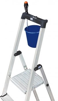 SOLIDY Свободностоящая стремянка, 5 ступеньки, раб. высота 3,05 м. SOLIDY Свободностоящая стремянка, 5 ступеньки, раб. высота 3,05 м.