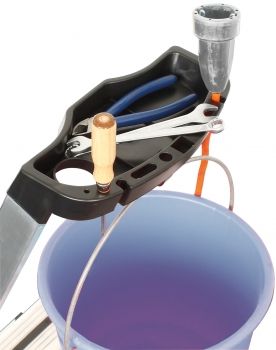 SAFETY Стремянка с большой полкой, 7 ступеньки, раб. высота 3,49 м. SAFETY Стремянка с большой полкой, 7 ступеньки, раб. высота 3,49 м.