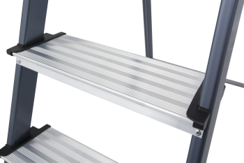 SECURO Стремянка, анодированные боковины, 7 ступеней 125 мм SECURO Стремянка, анодированные боковины, 7 ступеней 125 мм